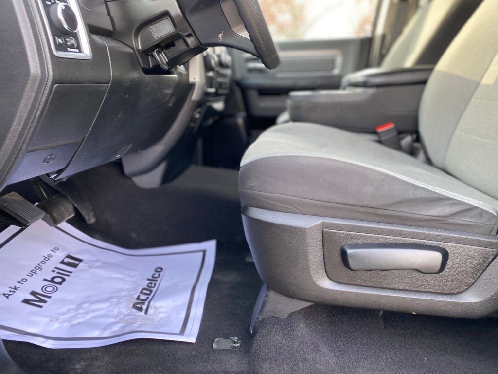 2024 RAM 1500 Classic SLT