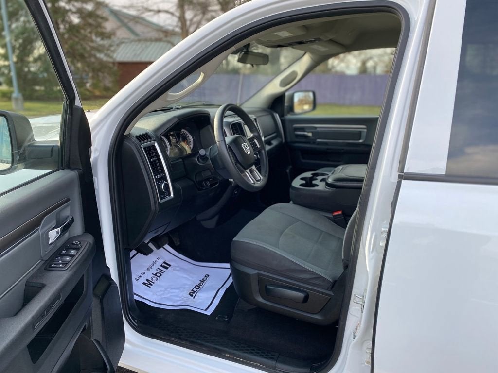 2024 RAM 1500 Classic SLT