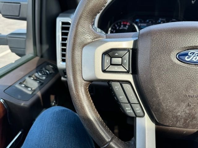 2017 Ford Super Duty F-350 SRW Platinum