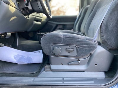 2000 Chevrolet Silverado 1500 LS