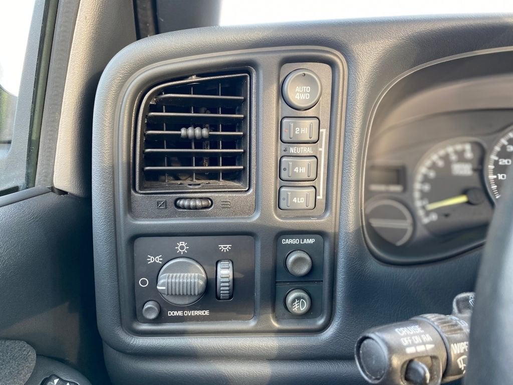 2000 Chevrolet Silverado 1500 LS