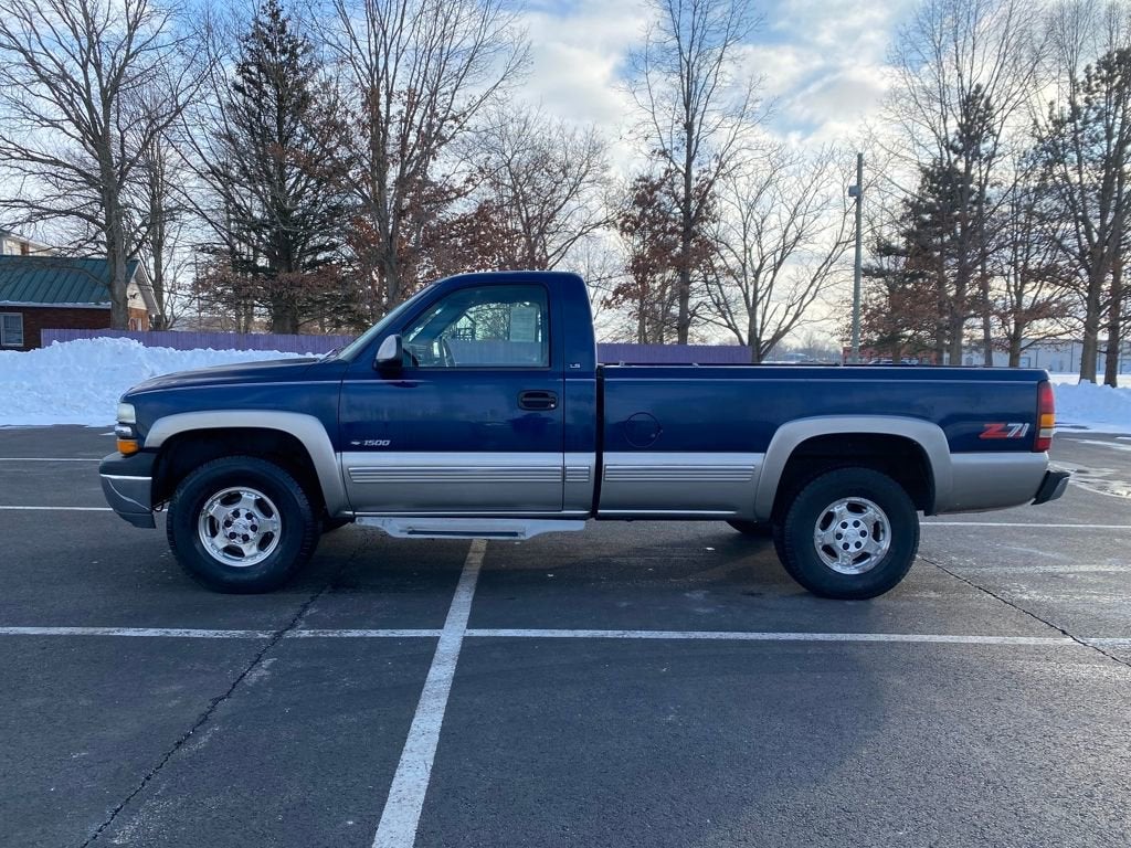 2000 Chevrolet Silverado 1500 LS