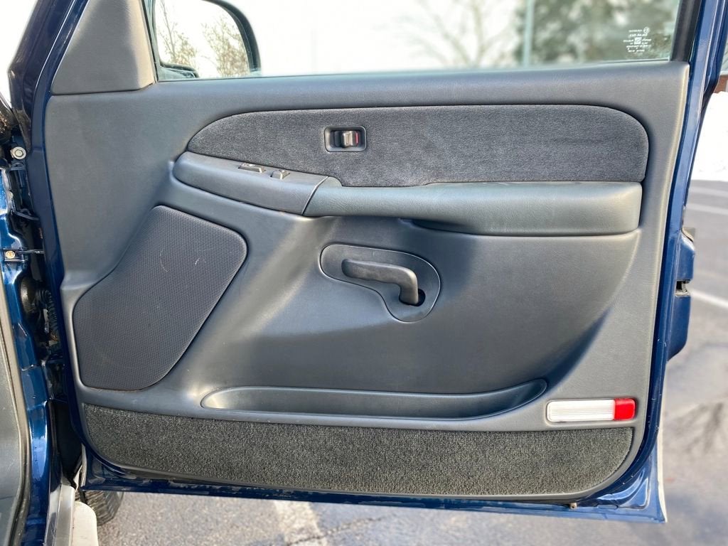 2000 Chevrolet Silverado 1500 LS