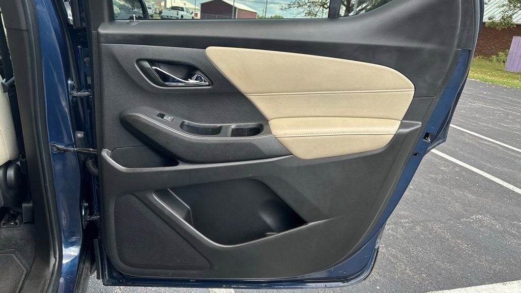 2022 Chevrolet Traverse LS