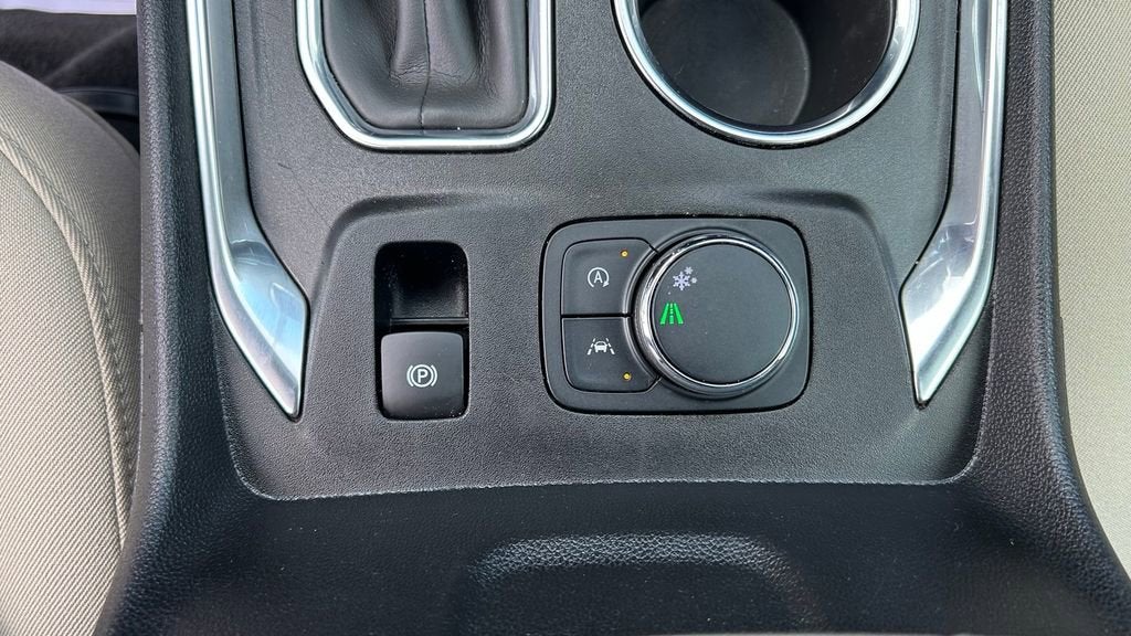 2022 Chevrolet Traverse LS