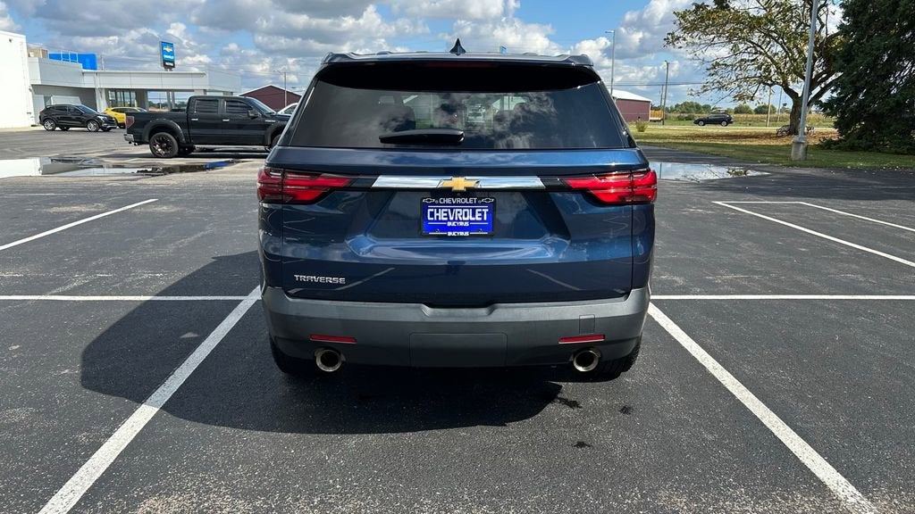 2022 Chevrolet Traverse LS