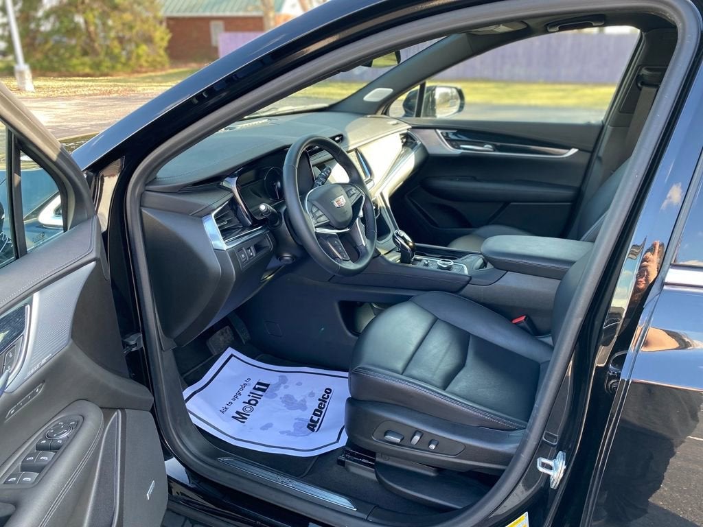 2025 Cadillac XT5 Premium Luxury