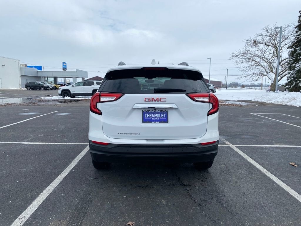 2022 GMC Terrain SLE