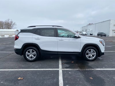2022 GMC Terrain SLE